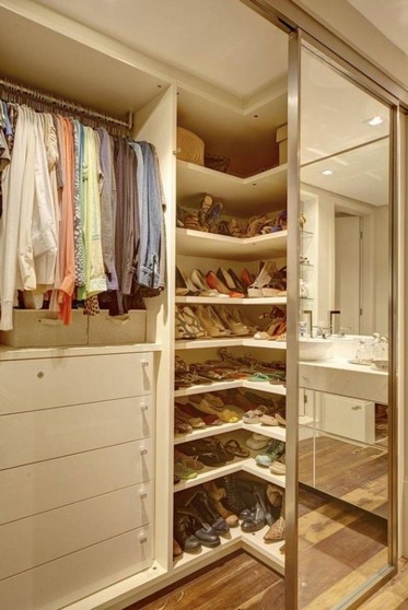 Closets Planejados para Apartamento Bertioga - Closet Planejado em Madeira